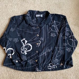 Last Chance! Chico’s linen blend cropped button up shirt